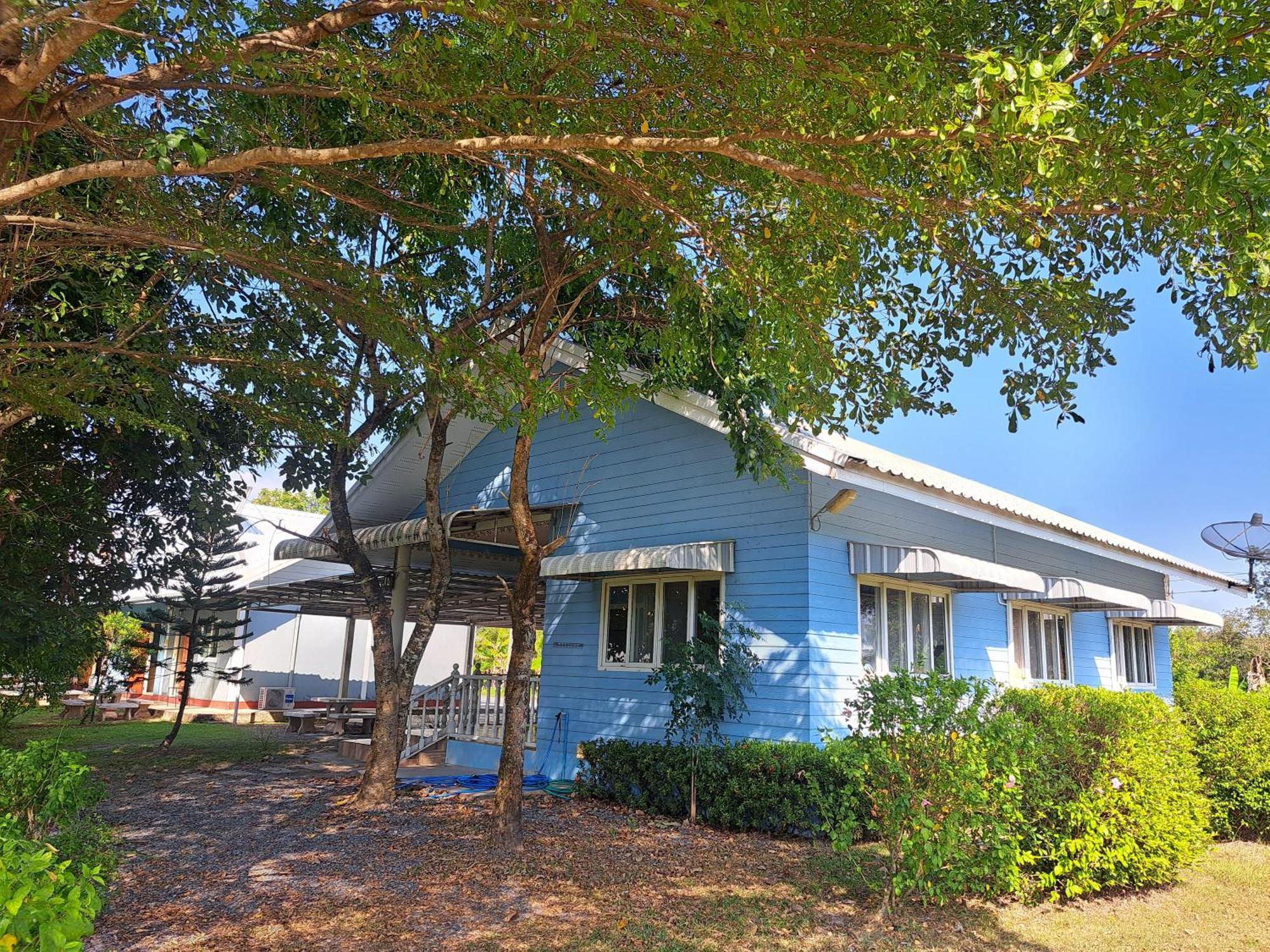 Armthong Resort Nakhon Nayok Exterior photo
